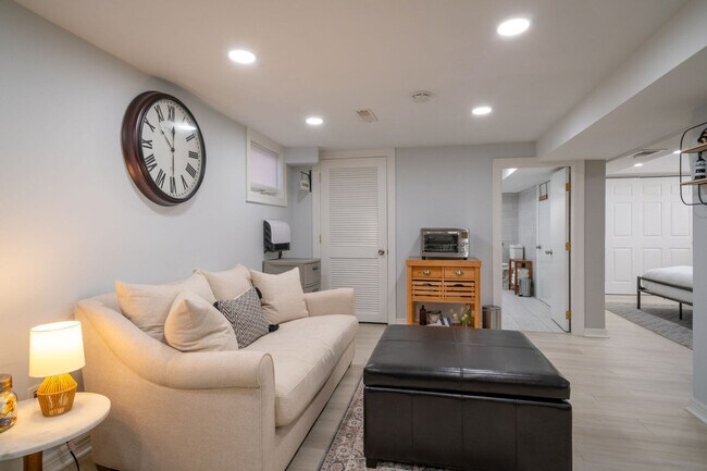 Foto del edificio - 525 Circle Dr