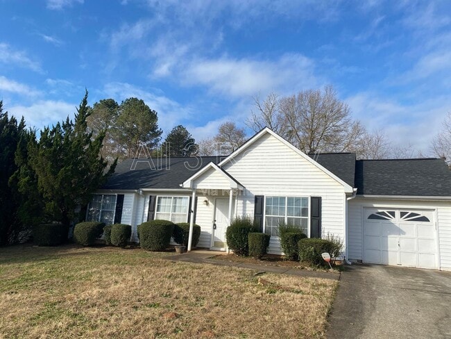 Building Photo - 6153 Lauren Ln