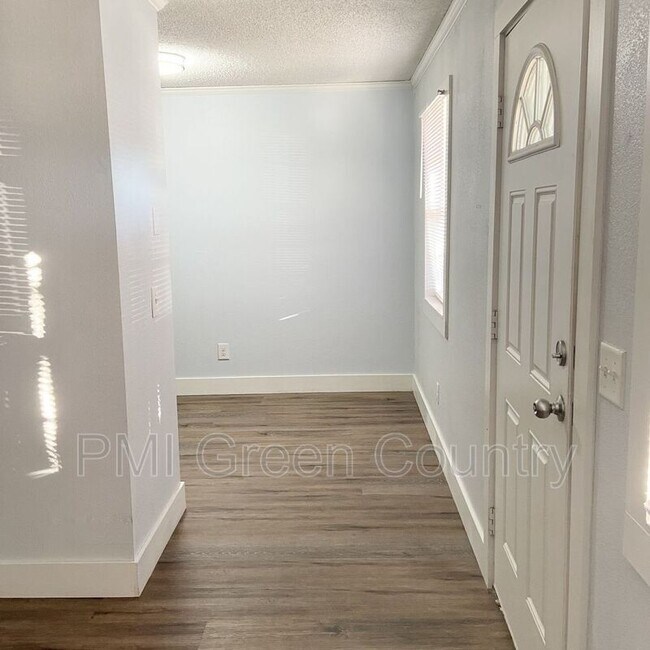 Foto del edificio - 801 Park St