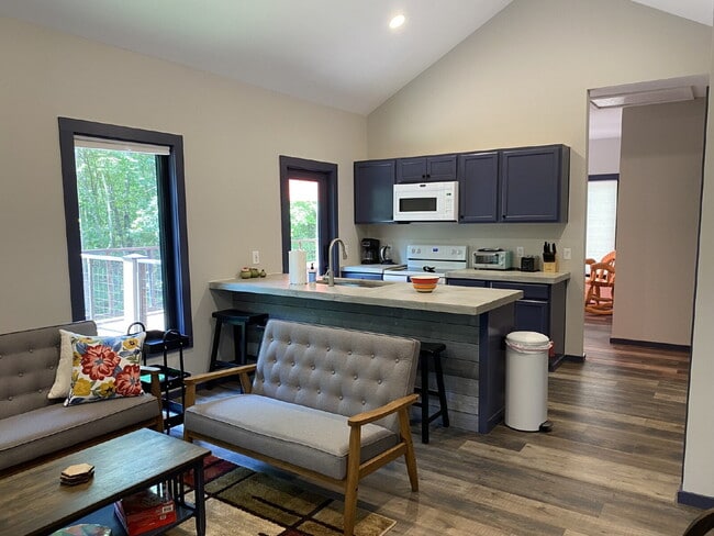 Building Photo - 2 Bed/1 Bath home - Prime location in Pickens - !!Reduced!!