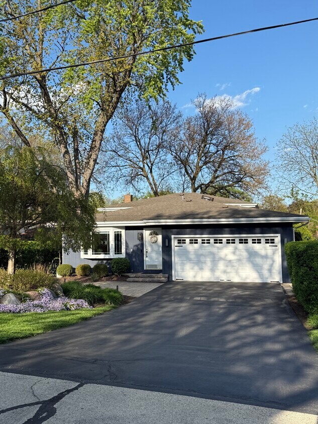 Foto principal - 315 N Linden St