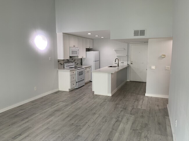 Foto del edificio - 6151 Rancho Mission Rd