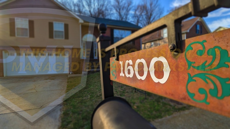 Primary Photo - 1600 Cedar Springs Cir