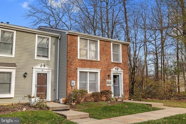 Foto del edificio - 89 Doe Ct