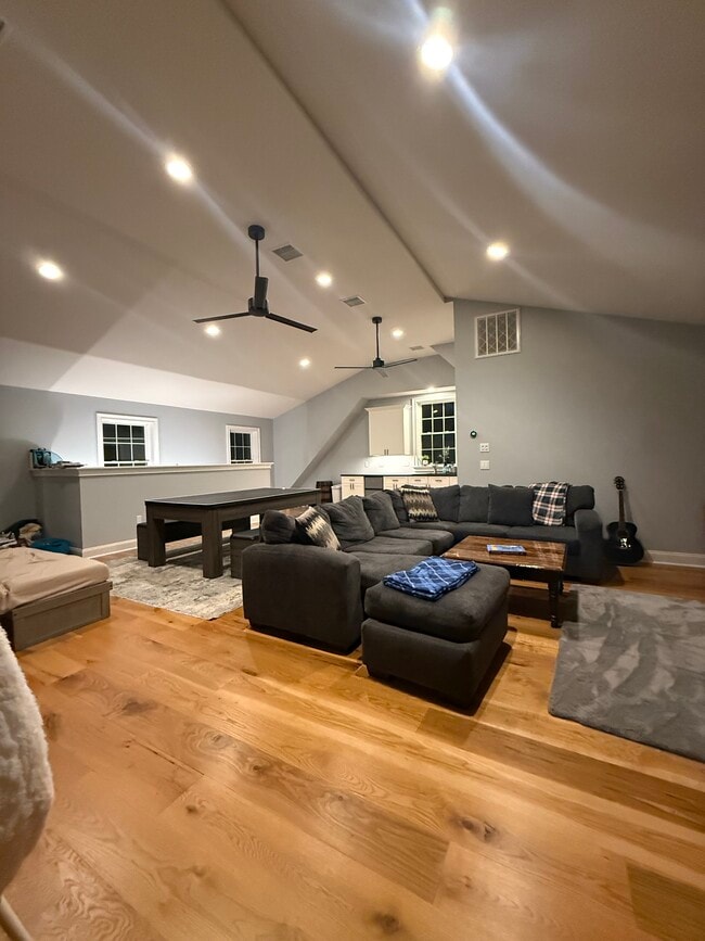 Foto del edificio - 9 King Phillip Trl