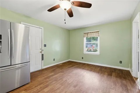 Building Photo - 700 Woodmont Cir