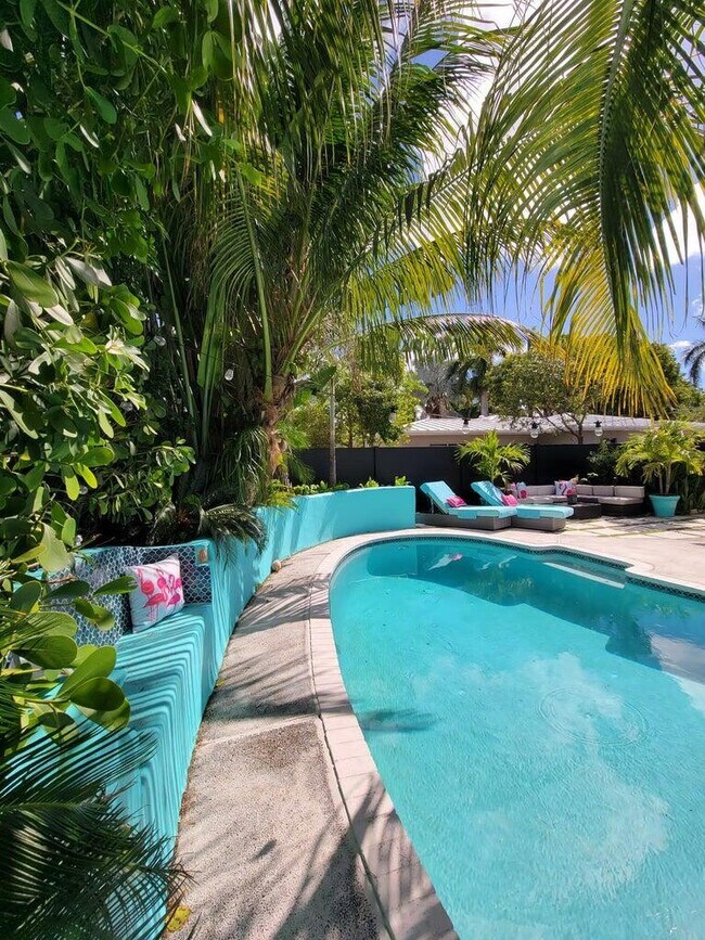 Foto del edificio - 113 Park Ln E