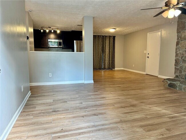 Foto del edificio - 2848 Ancient Oak Ct SW