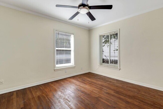 Foto del edificio - 1507 Pease Rd