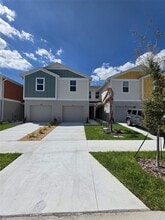 Building Photo - 3723 King Hill Dr