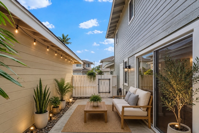 Building Photo - Pet-Friendly 3BR | 2.5BA Kapolei Home with 2-Car Garage