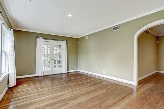 Foto del edificio - 1710 Rosedale St