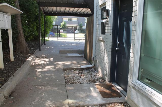Foto del edificio - 2807 Throckmorton St