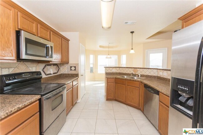 Building Photo - 2103 S Madison Ct