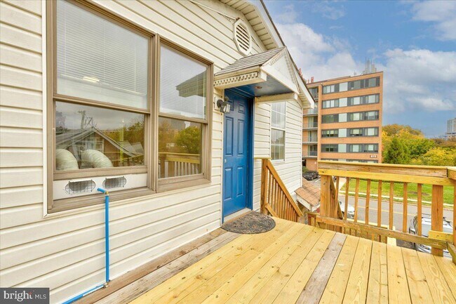 Foto del edificio - 806 18th St S