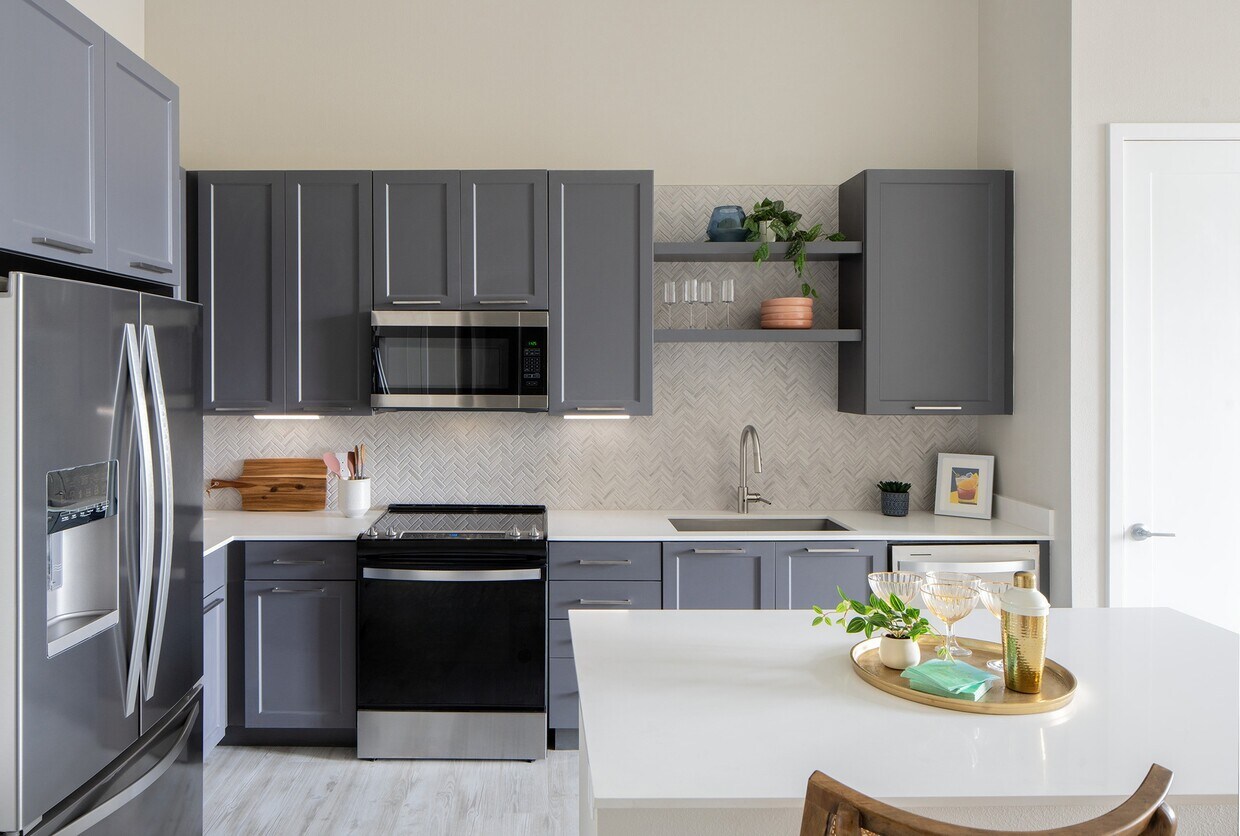 Aventon Gem Lake Apartments in Maitland, FL