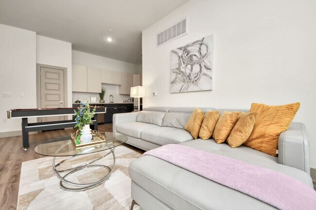 Foto del edificio - 18210 Park Row Blvd