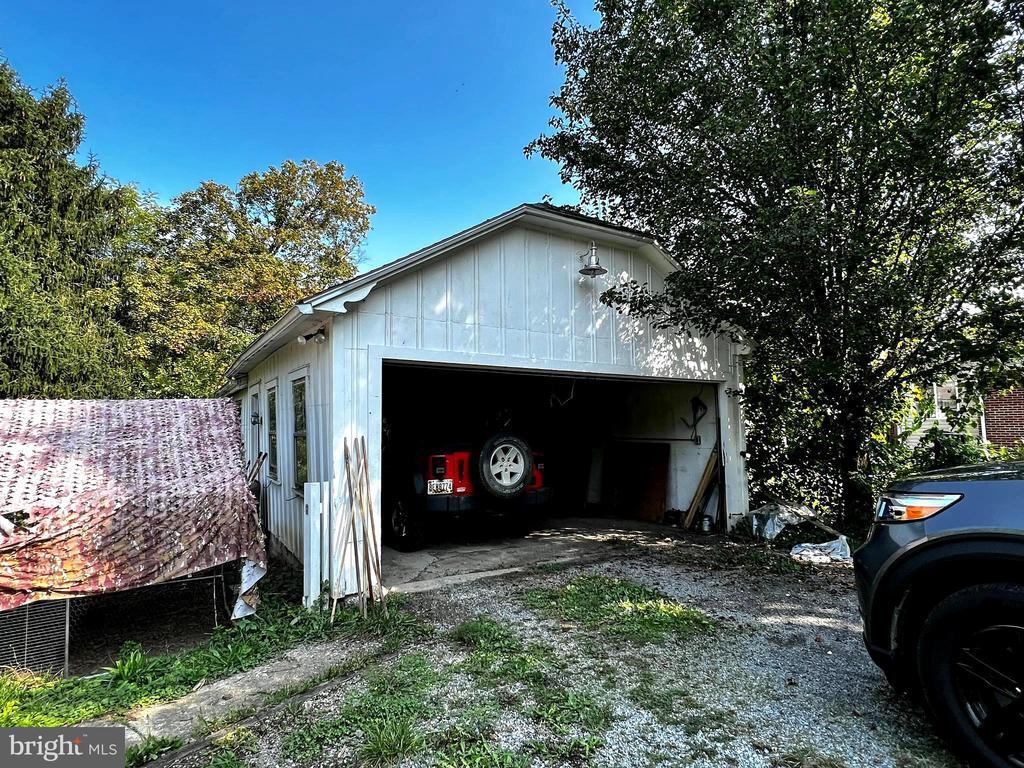 Primary Photo - 4303 Trego Rd