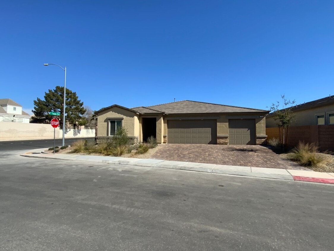 Foto principal - 3607 Etendre Ct, Casita