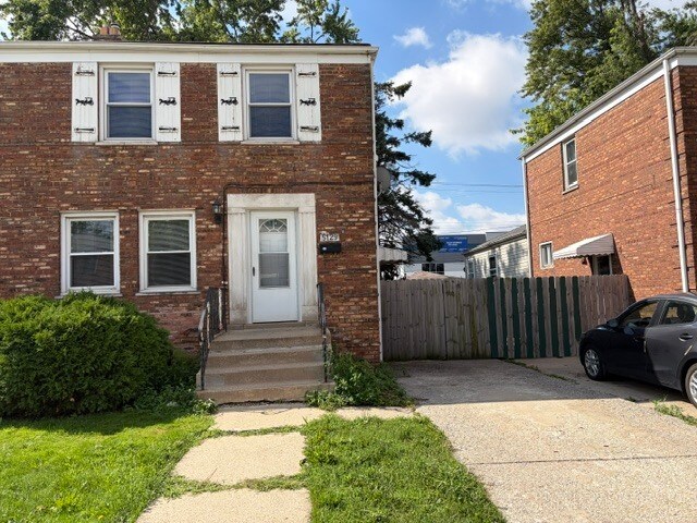 Foto del edificio - 5129 W 64th Pl