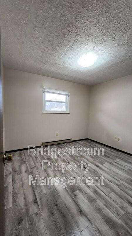 Foto del edificio - 51 Candlewood Ct