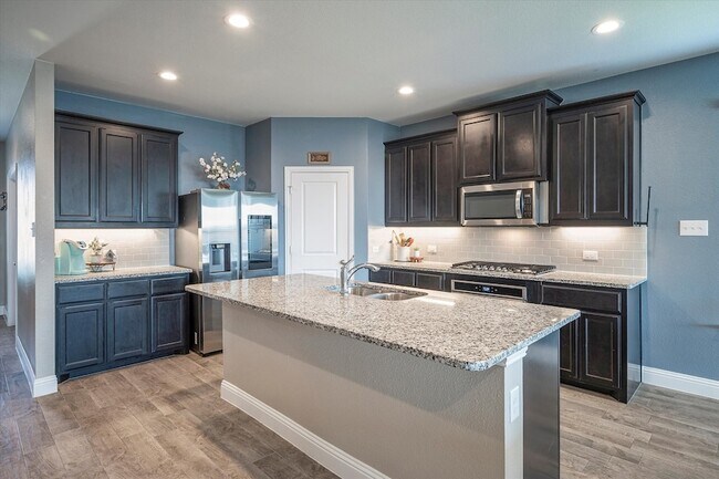 Foto del edificio - 1202 Alderwood Dr