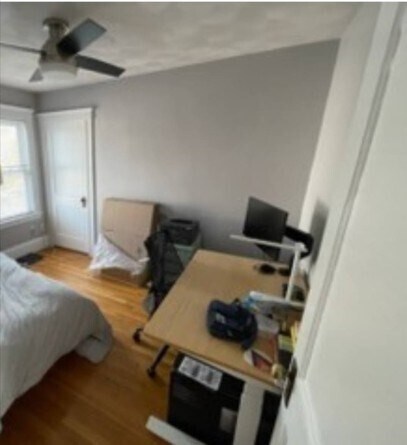 Foto del edificio - 86-88 Bowen Ave