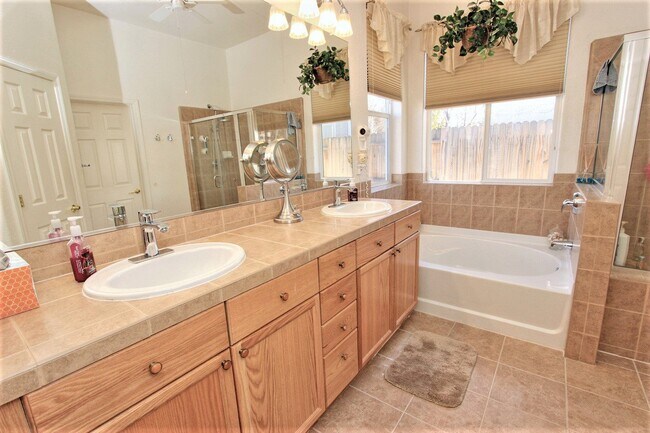 Building Photo - 1771 Arrow Wood Ct