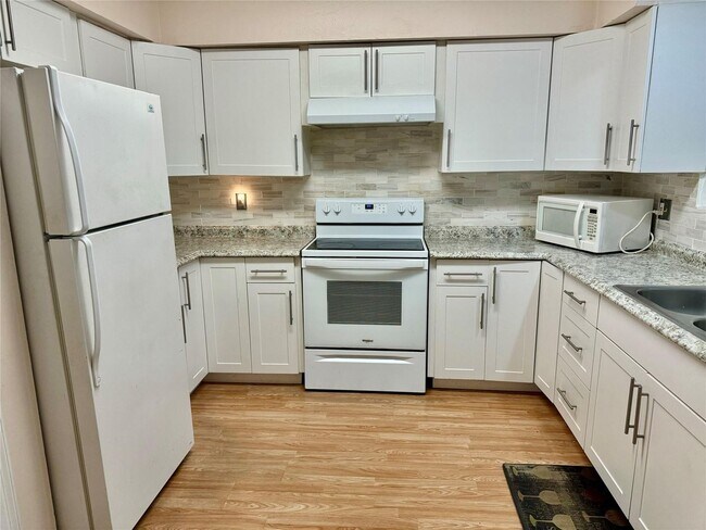 Foto del edificio - 11461 NW 38th St