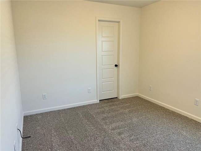 Foto del edificio - 824 S Parrot Ln