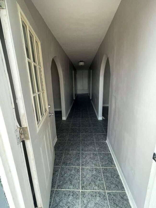 Foto del edificio - 14633 Achim Dr