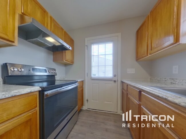 Building Photo - 124 Denby Cir