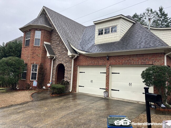 Building Photo - 191 Castlehill Dr