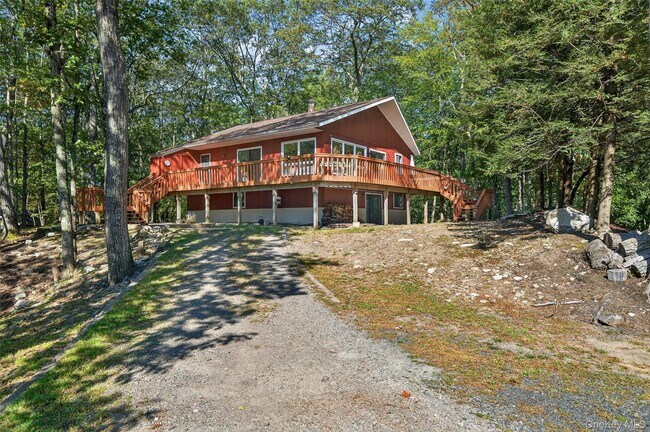Building Photo - 75 Pebble Path