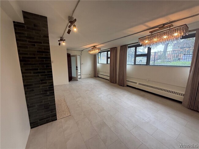 Foto del edificio - 130 Linwood Ave