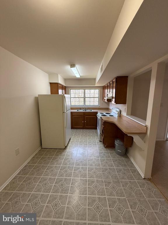 Building Photo - 12276 Stevenson Ct