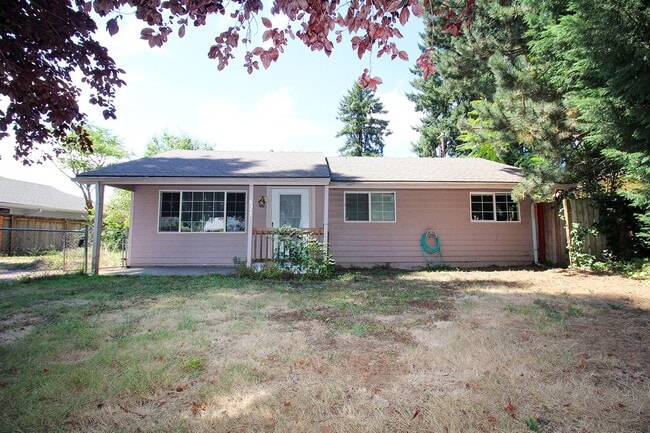 Building Photo - 621 SE 136th Ave