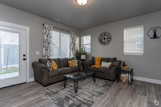 Valo Olive Plaza photo'