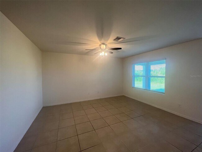 Foto del edificio - 341 Tandil St