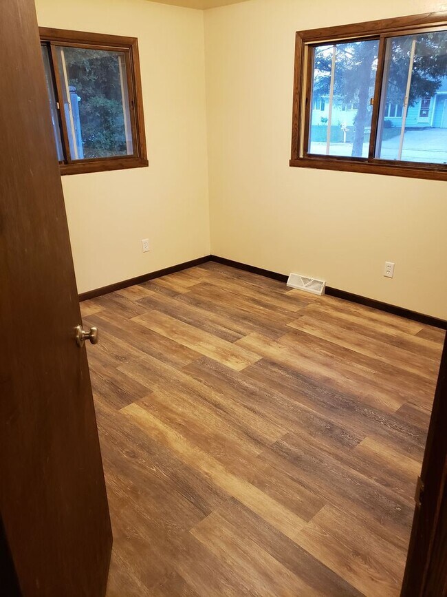 Foto del edificio - Beautiful 3 bedroom 2 bath Single Family H...