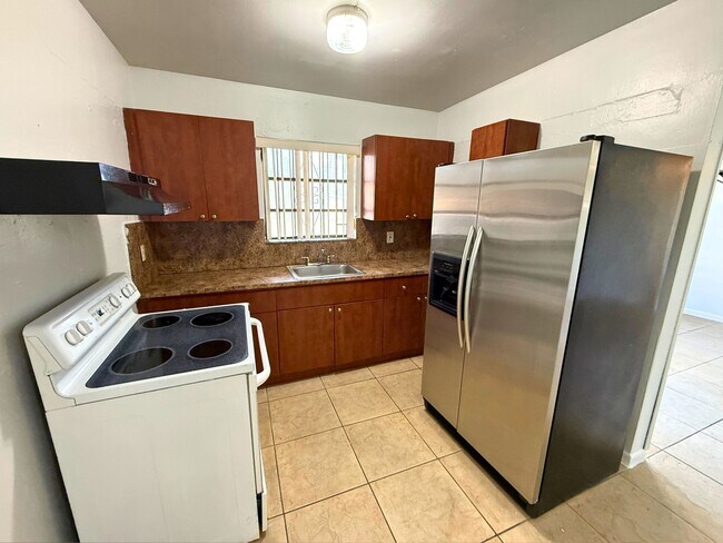 Foto del edificio - 20520 NW 24th Ct