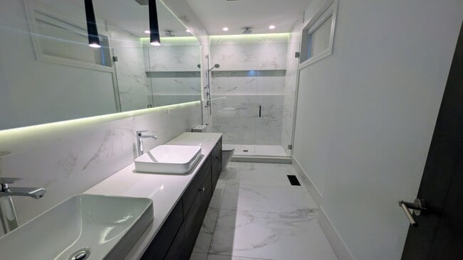 Foto del edificio - 1445 W Fry St