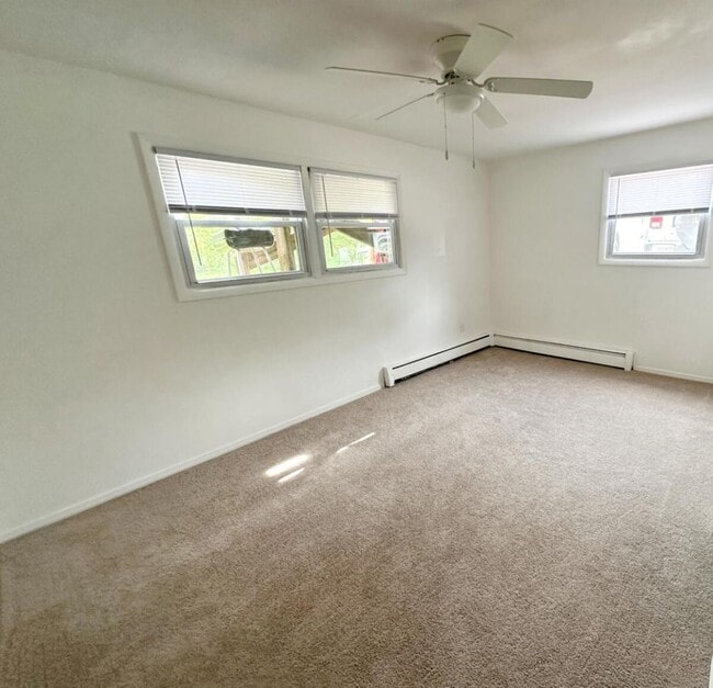 5533 Aspen Ave Unit Apt 2, Portage, IN 46368 Room for Rent in Portage, IN