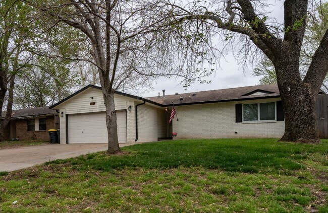 Building Photo - 3 Bed 2 Bath Rental Home in Glenpool