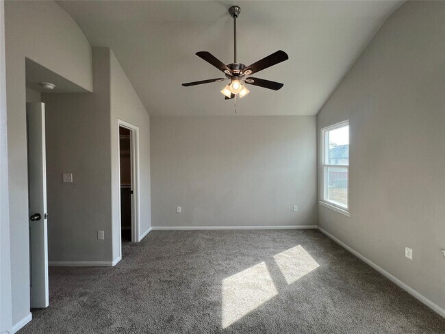 Foto del edificio - 9006 Intervale St