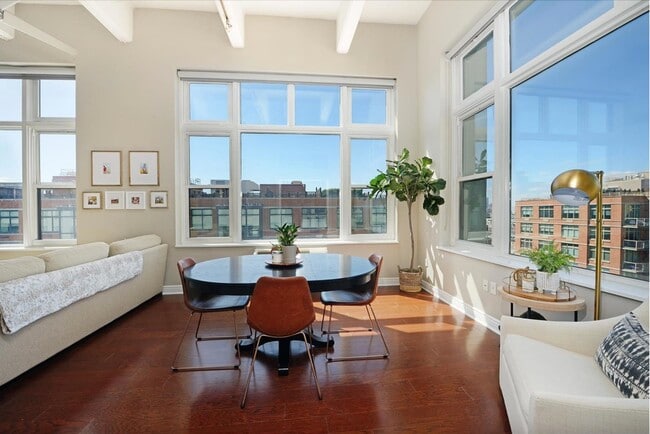 Building Photo - 1500 Hudson St