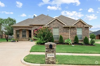 Building Photo - 17609 Sunburst Ct