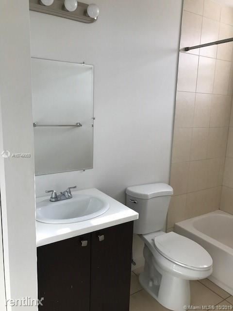 Building Photo - 2 br, 1 bath  - 914 SW 31st Ave