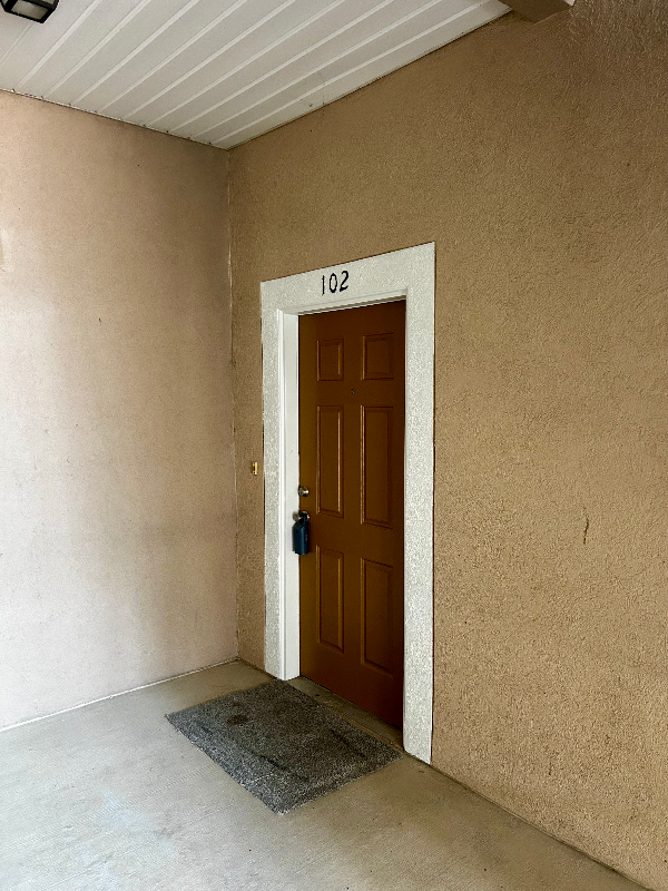 Building Photo - 6778 Manotak Ave