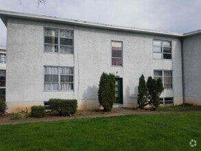 Building Photo - 8409 Buffalo Ave